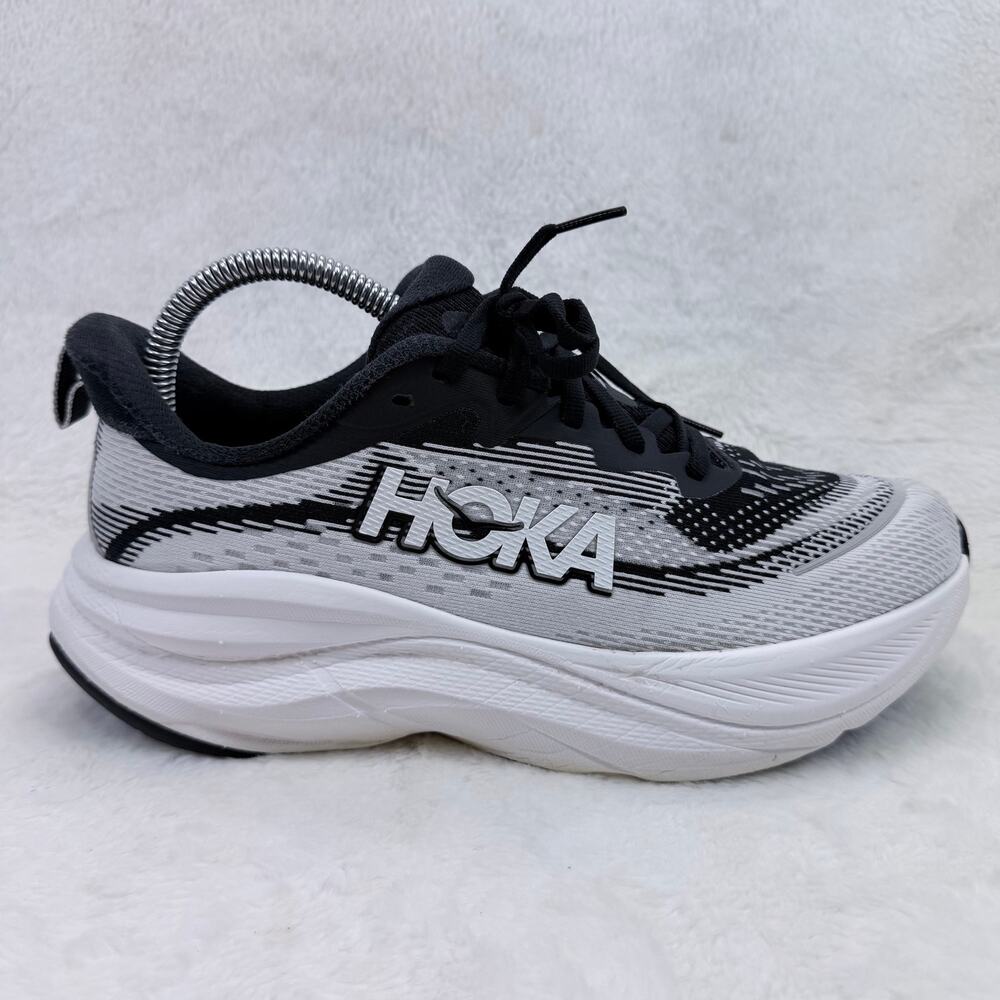 HOKA Skyflow Womens Running Shoes Black White Size 7.5 Cushioned Daily Sneakers